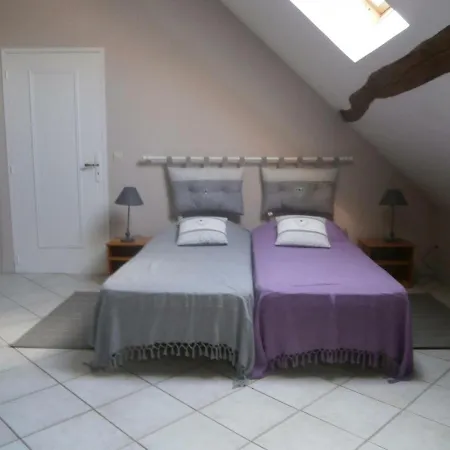Gite Spacieux Avec Jardin, Proche Chateaux De La Loire, Ideal Pour Familles Et Amis, Jeux Et Plancha - Fr-1-381-406 * Nouans-les-Fontaines